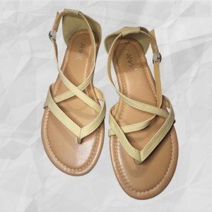 ANNA Strappy Flat Sandals 9